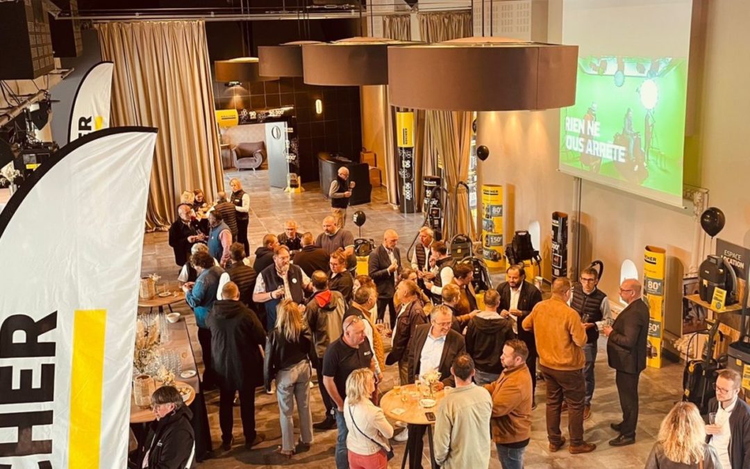 Vue d’ensemble du roadshow Kärcher 90 ans avec invités, stands et démonstrations produits