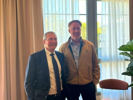 Les équipes Bleu Libellule et Provalliance. Les équipes Bleu Libellule et Provalliance.