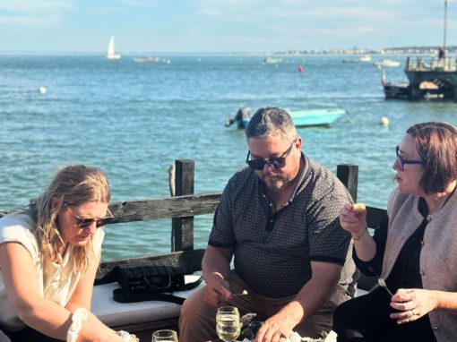 Moment de dégustation Moment de dégustation et de convivialité face au bassin d’Arcachon
